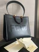 フェンディ  （ブランドバッグ）の商品画像 - 査定依頼日：2025年3月29日 - 最高査定価格：150,000円