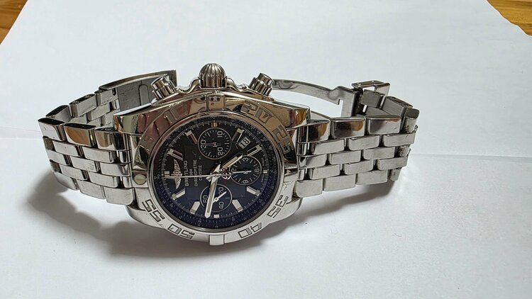 クロノマットB01（高級時計）の商品画像 - 査定依頼日：2026年3月20日 - 最高査定価格：420,000円