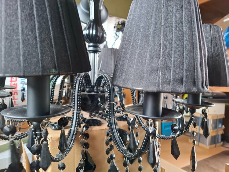 シャンデリア（美術品・骨董品）の商品画像 - 査定依頼日：2026年2月27日 - 最高査定価格：3,000円