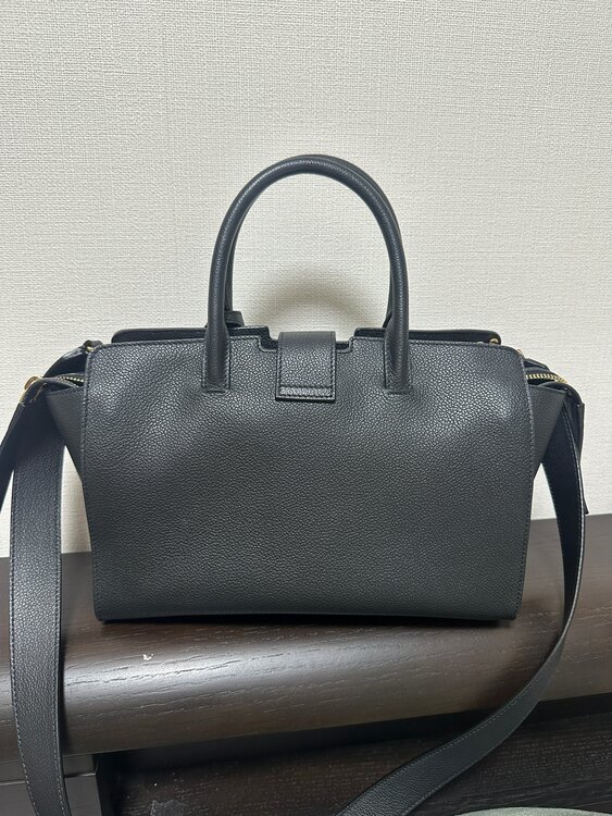 イブサンローラン  （ブランドバッグ）の商品画像 - 査定依頼日：2025年5月16日 - 最高査定価格：140,000円