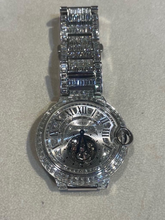 カルティエのトゥールビヨン（高級時計）の商品画像 - 査定依頼日：2025年8月27日 - 最高査定価格：26,500,000円