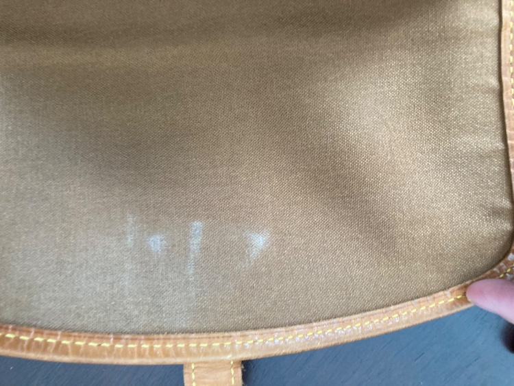 ルイヴィトン モノグラム （ブランドバッグ）の商品画像 - 査定依頼日：2026年3月15日 - 最高査定価格：100,000円