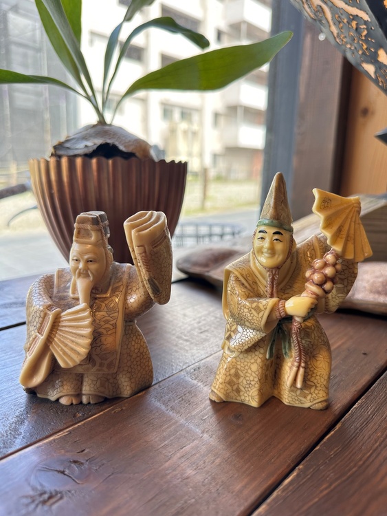 根付（美術品・骨董品）の商品画像 - 査定依頼日：2026年7月12日 - 最高査定価格：3,000円