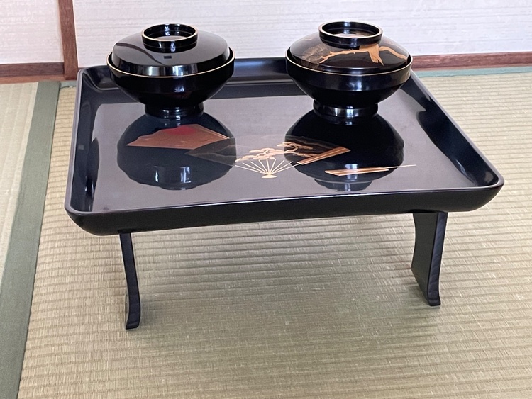 懐石膳台（美術品・骨董品）の商品画像 - 査定依頼日：2026年5月10日 - 最高査定価格：3,000円