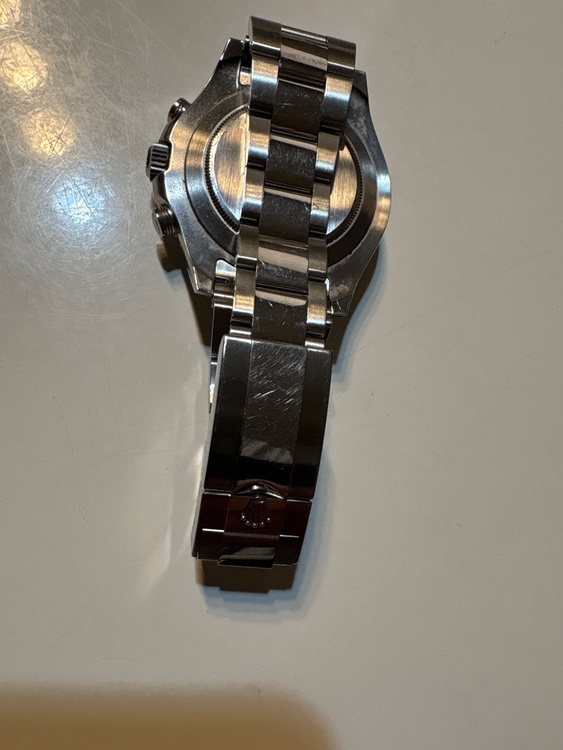 ロレックス ヨットマスター （高級時計）の商品画像 - 査定依頼日：2026年2月23日 - 最高査定価格：2,500,000円