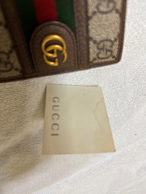 GUCCI 二つ折り財布 597609 シェリーライン（ブランド財布・小物）の商品画像 - 査定依頼日：2025年10月11日 - 最高査定価格：9,000円