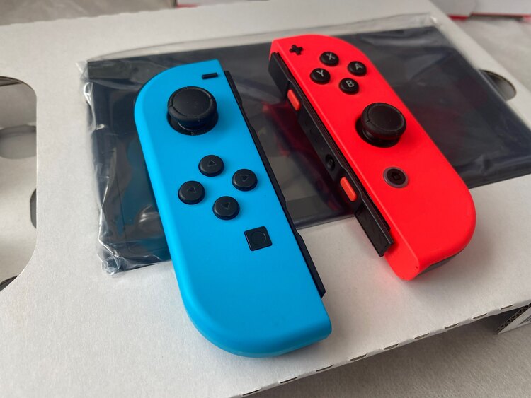 任天堂スイッチ（ゲーム機本体・ゲームソフト）の商品画像 - 査定依頼日：2023年12月16日 - 最高査定価格：21,000円