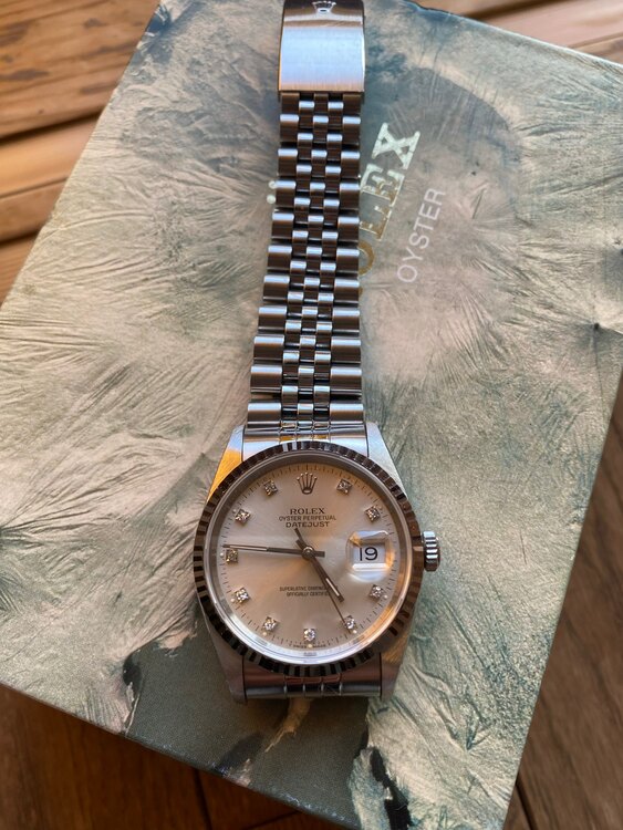 ロレックス デイトジャスト 16234（高級時計）の商品画像 - 査定依頼日：2025年3月1日 - 最高査定価格：900,000円