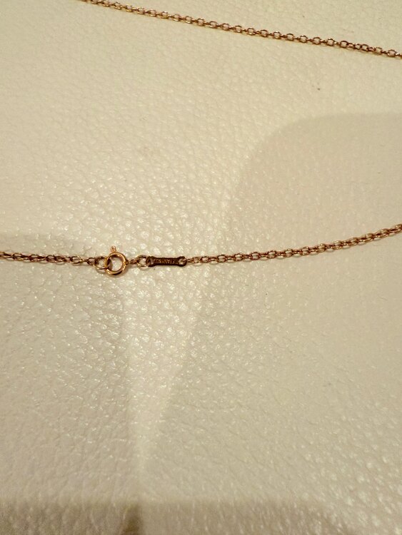 ティファニーオープンハートペンダント35mm（金・貴金属）の商品画像 - 査定依頼日：2025年2月1日 - 最高査定価格：110,000円