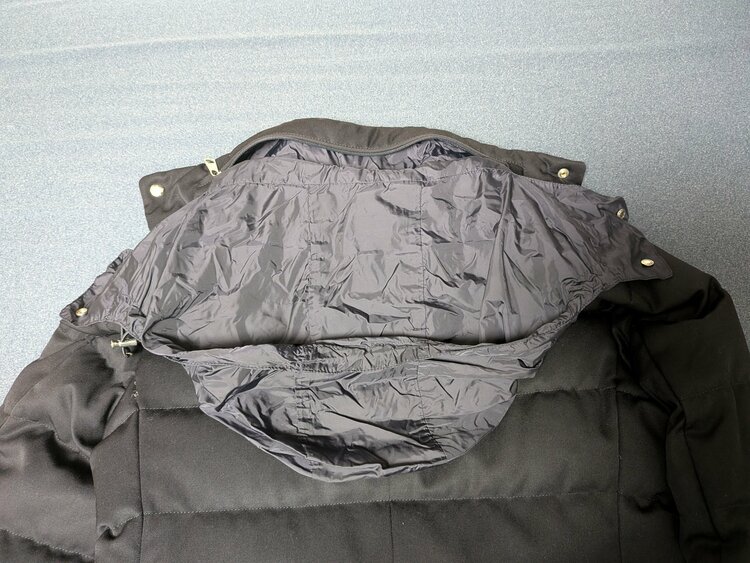 ダウンジャケット（古着・ファッション）の商品画像 - 査定依頼日：2025年12月18日 - 最高査定価格：90,000円