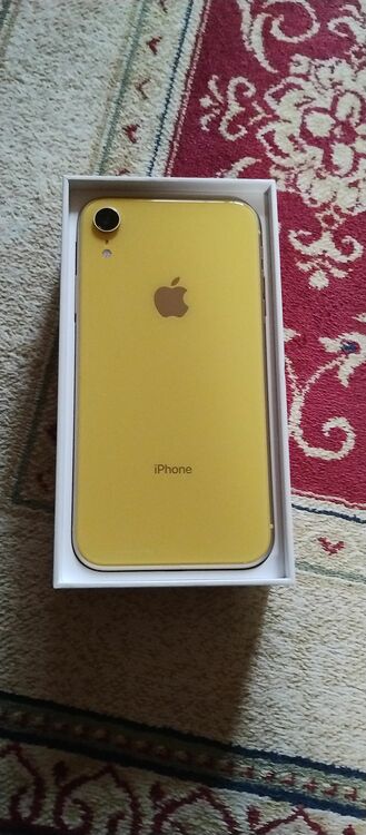 iPhone　XR（スマホ）の商品画像 - 査定依頼日：2025年7月5日 - 最高査定価格：14,000円