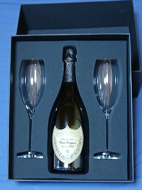 シャンパン ドン・ペリニヨン （お酒）の商品画像 - 査定依頼日：2025年9月17日 - 最高査定価格：19,500円