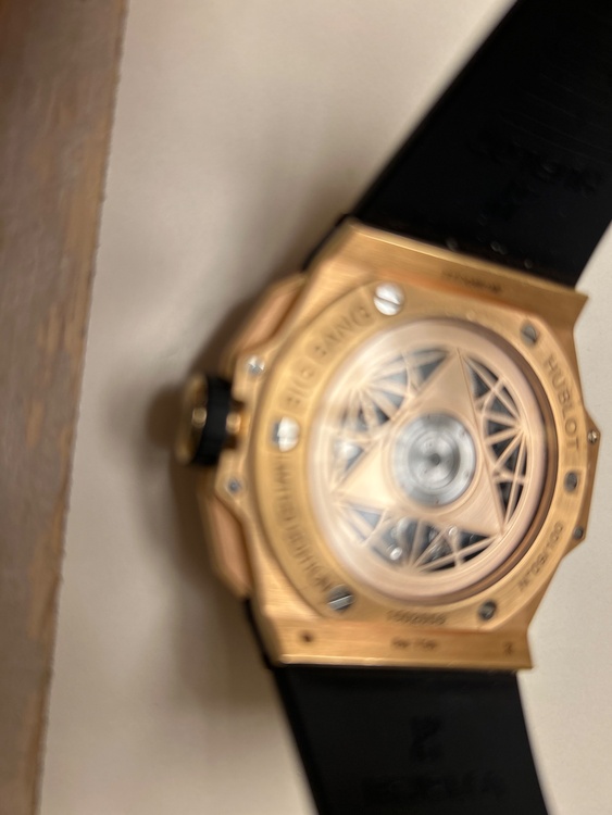 ウブロ ビックバン 150205（高級時計）の商品画像 - 査定依頼日：2026年1月10日 - 最高査定価格：5,600,000円