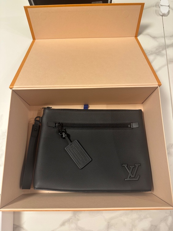 ポシェット（ブランドバッグ）の商品画像 - 査定依頼日：2025年7月26日 - 最高査定価格：130,000円