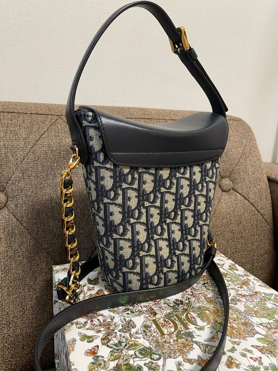 ディオール  （ブランドバッグ）の商品画像 - 査定依頼日：2025年5月24日 - 最高査定価格：200,000円