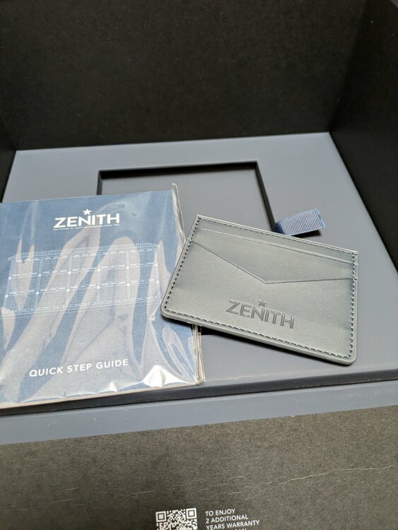 ヨシダスペシャル　金無垢（高級時計）の商品画像 - 査定依頼日：2026年3月10日 - 最高査定価格：3,100,000円