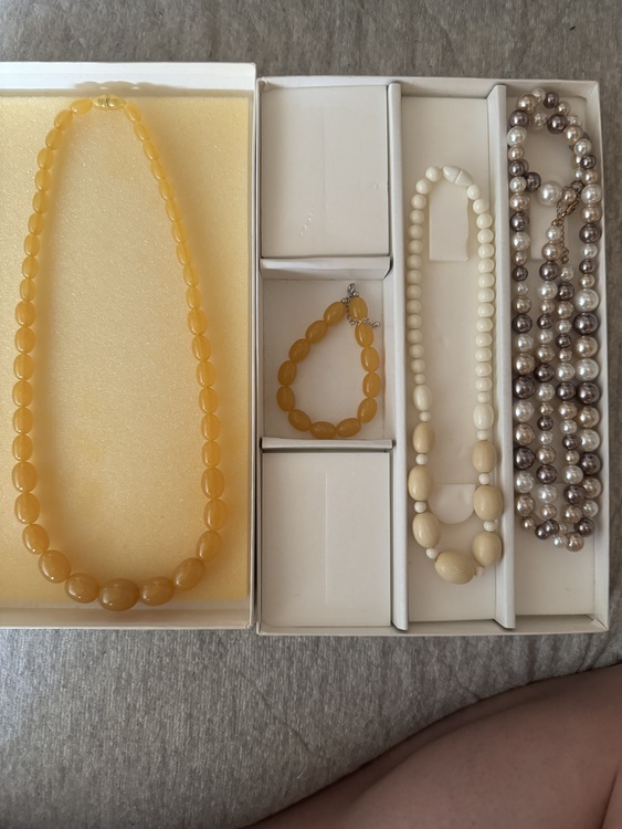 象牙アクセサリー一式（宝石）の商品画像 - 査定依頼日：2024年10月2日