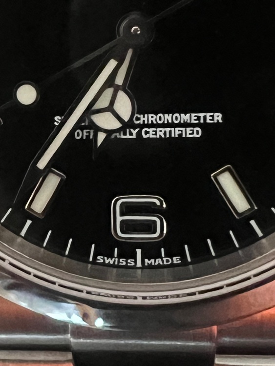 エクスプローラー1  114270（高級時計）の商品画像 - 査定依頼日：2025年11月17日 - 最高査定価格：1,000,000円