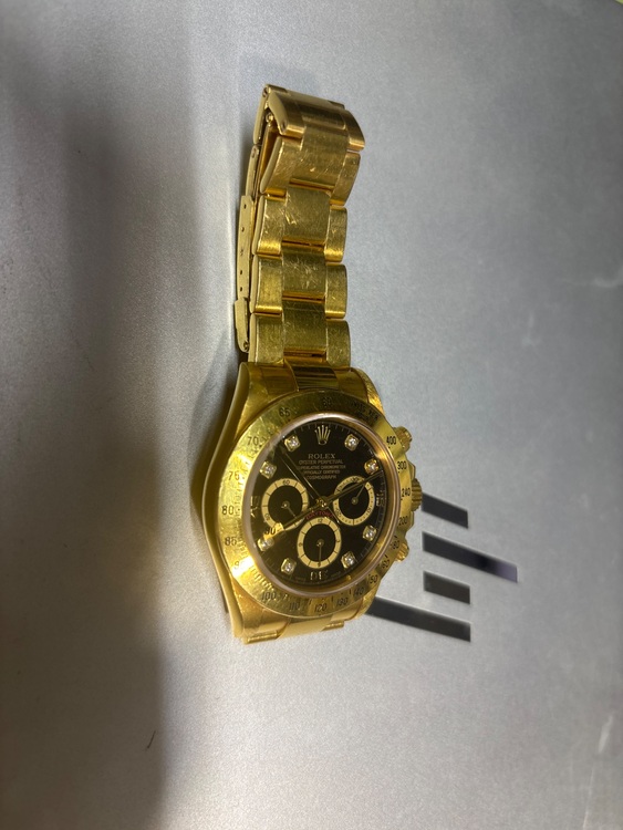 ロレックス デイトナ （高級時計）の商品画像 - 査定依頼日：2025年6月19日 - 最高査定価格：6,500,000円