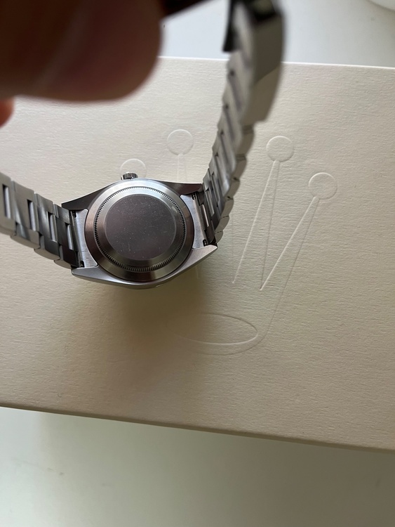 ロレックス エクスプローラー 21427（高級時計）の商品画像 - 査定依頼日：2026年1月12日 - 最高査定価格：1,170,000円