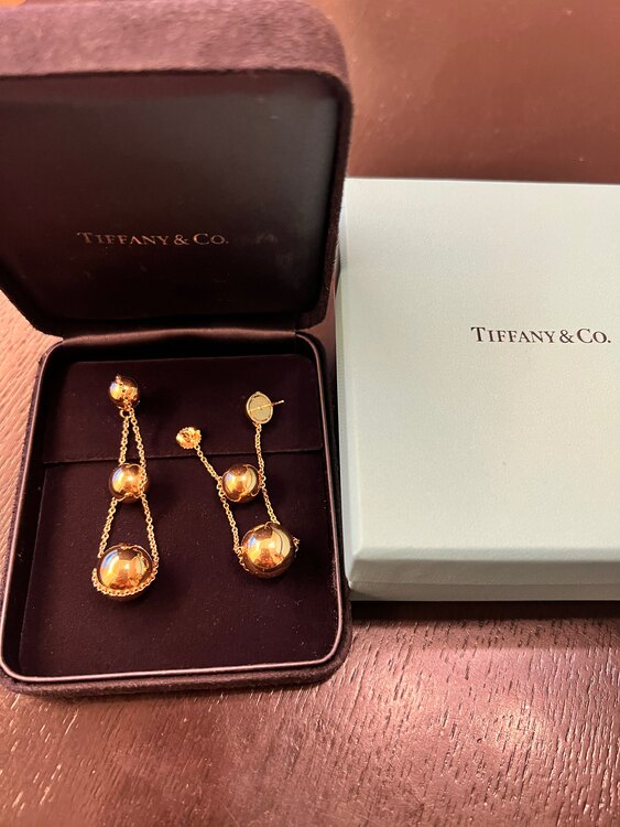 ティファニートリプル ドロップ ピアス（金・貴金属）の商品画像 - 査定依頼日：2024年1月12日 - 最高査定価格：320,000円