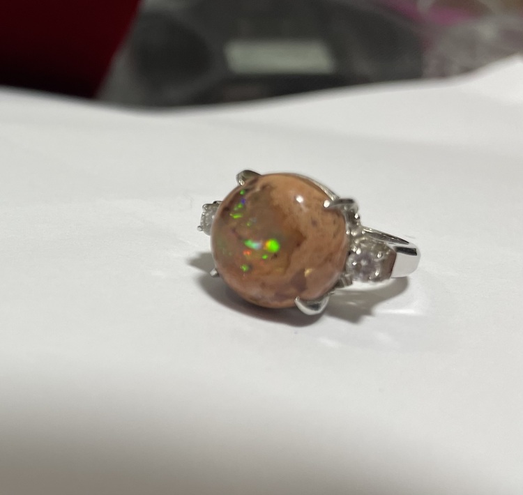 カンテラオパール リング（金・貴金属）の商品画像 - 査定依頼日：2026年1月5日 - 最高査定価格：40,000円