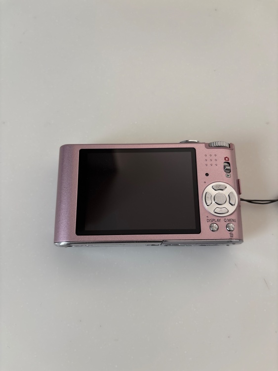 DMC-FX60（カメラ）の商品画像 - 査定依頼日：2026年3月5日 - 最高査定価格：3,000円