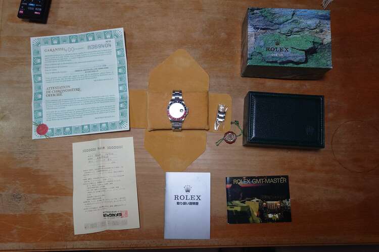 ロレックス GMTマスター 16710（高級時計）の商品画像 - 査定依頼日：2025年3月23日 - 最高査定価格：1,650,000円