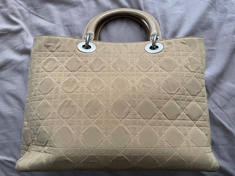 Lady Dior（ブランドバッグ）の商品画像 - 査定依頼日：2026年3月12日 - 最高査定価格：30,000円