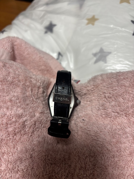 シャネル H0680 J12 腕時計 （高級時計）の商品画像 - 査定依頼日：2025年7月21日 - 最高査定価格：130,000円