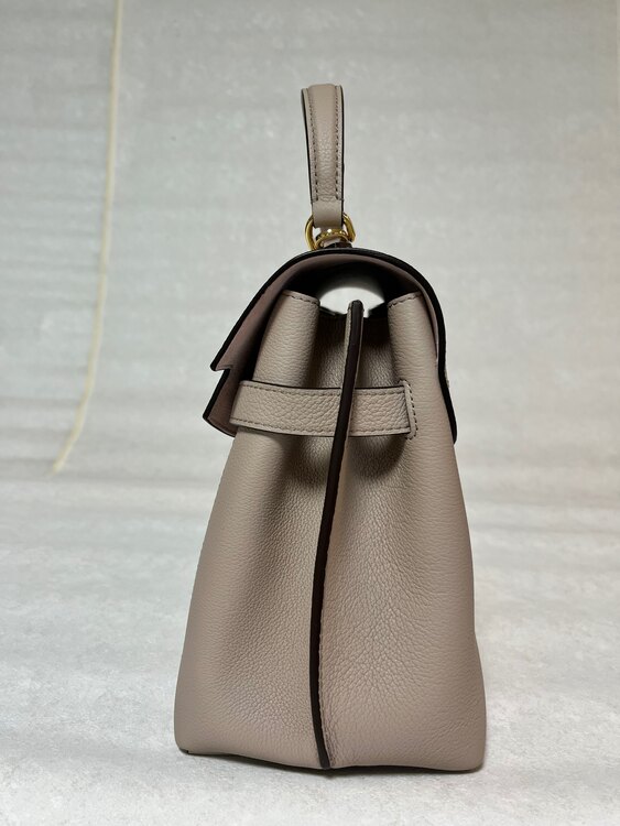 ロックミーエヴァー（ブランドバッグ）の商品画像 - 査定依頼日：2025年1月5日 - 最高査定価格：250,000円