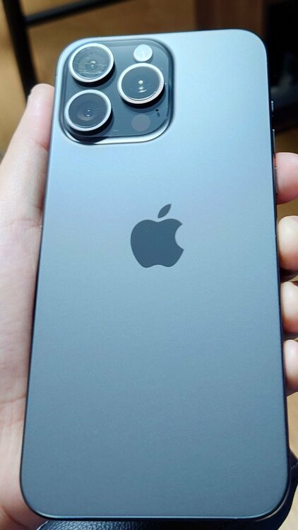 iPhone iPhone 15 Pro Max 256GB docomo（スマホ）の商品画像 - 査定依頼日：2026年9月7日 - 最高査定価格：99,000円