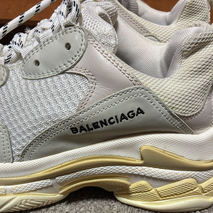 バレンシアガ  （ブランドバッグ）の商品画像 - 査定依頼日：2025年12月21日 - 最高査定価格：50,000円