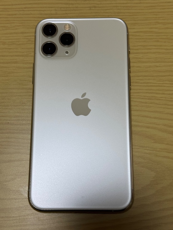 iPhone11 Pro 256GB docomo（スマホ）の商品画像 - 査定依頼日：2026年4月1日 - 最高査定価格：21,000円