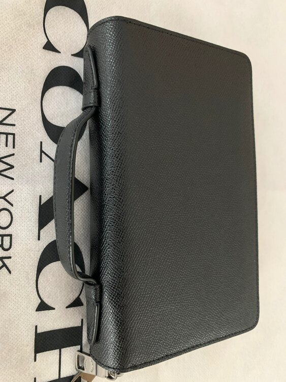 その他 コーチ （ブランドバッグ）の商品画像 - 査定依頼日：2025年3月28日 - 最高査定価格：5,000円