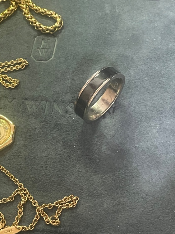 ハリーウィンストン　ホワイトゴールド　ザリウム　リング（金・貴金属）の商品画像 - 査定依頼日：2026年1月25日 - 最高査定価格：80,000円