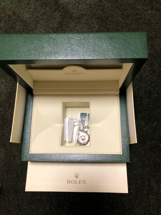 ロレックス デイトナ （高級時計）の商品画像 - 査定依頼日：2025年3月11日 - 最高査定価格：1,260,000円