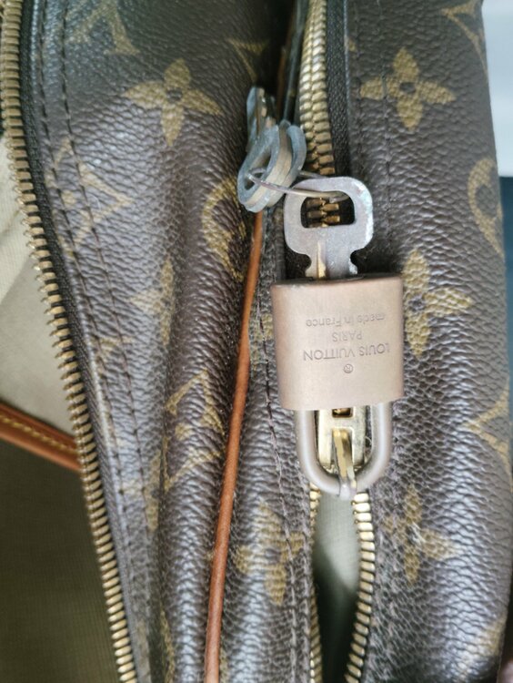 ルイヴィトン モノグラム （ブランドバッグ）の商品画像 - 査定依頼日：2026年4月19日 - 最高査定価格：60,000円