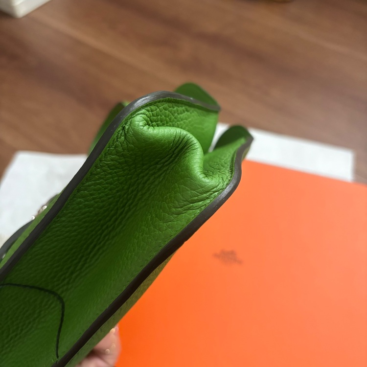 アルザン25（ブランドバッグ）の商品画像 - 査定依頼日：2025年9月30日 - 最高査定価格：700,000円