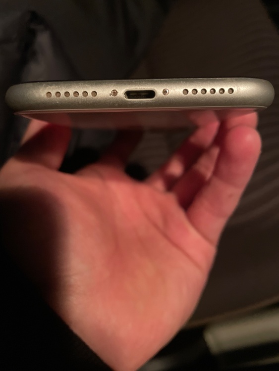 iPhone11 Pro 64GB SIMフリー（スマホ）の商品画像 - 査定依頼日：2026年3月24日 - 最高査定価格：19,000円