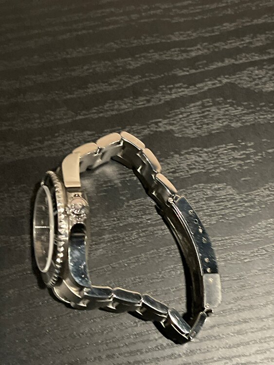 ロレックス シードゥエラー 1660（高級時計）の商品画像 - 査定依頼日：2025年1月26日 - 最高査定価格：1,260,000円