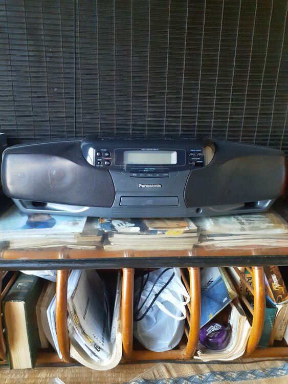 パナソニックCDラジカセrx-dt701（オーディオ・スピーカー）の商品画像 - 査定依頼日：2026年3月21日 - 最高査定価格：100,000円