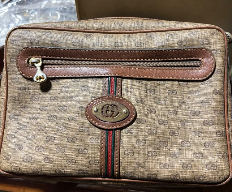 グッチ　オールドグッチ　ショルダーバッグ（ブランドバッグ）の商品画像 - 査定依頼日：2025年2月5日 - 最高査定価格：10,000円