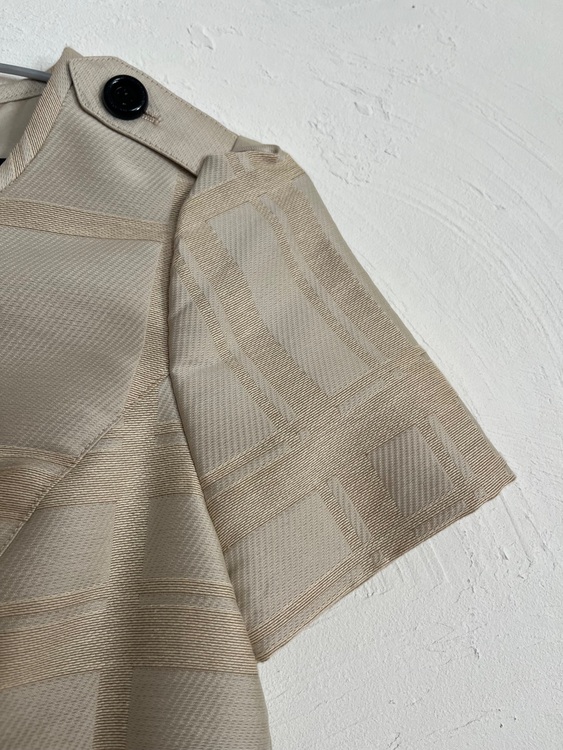 バーバリー　ワンピース（古着・ファッション）の商品画像 - 査定依頼日：2025年11月27日 - 最高査定価格：4,000円