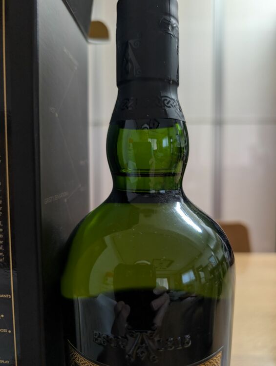 ウイスキー アードベッグ （お酒）の商品画像 - 査定依頼日：2025年7月8日 - 最高査定価格：36,000円