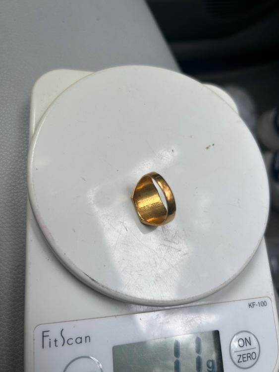 純金指輪（金・貴金属）の商品画像 - 査定依頼日：2025年10月26日 - 最高査定価格：236,000円