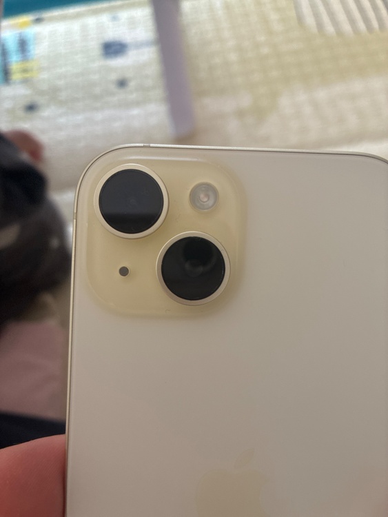 iPhone 15 256GB docomo（スマホ）の商品画像 - 査定依頼日：2026年1月29日 - 最高査定価格：68,000円