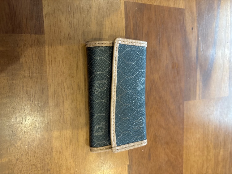 ディオール  （ブランドバッグ）の商品画像 - 査定依頼日：2026年4月4日 - 最高査定価格：8,000円