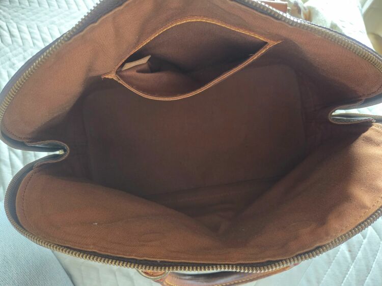 ルイヴィトン モノグラム （ブランドバッグ）の商品画像 - 査定依頼日：2025年9月30日 - 最高査定価格：40,000円