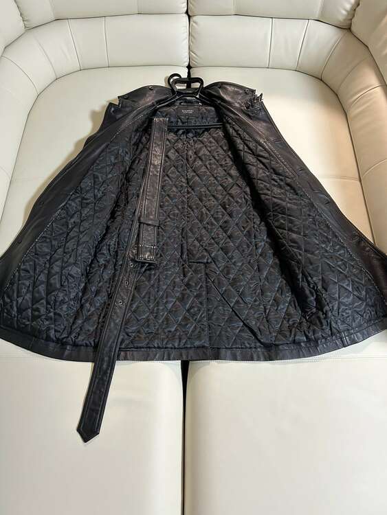 BURBERRY BLACK RABEL 皮ロングコート（サイズ：LL）（古着・ファッション）の商品画像 - 査定依頼日：2024年11月3日 - 最高査定価格：14,000円